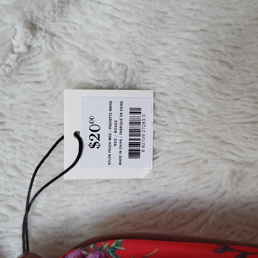 Indigo Red Floral Nylon Medium Zippered Pouch, New With Tags - Picture 3 of 9